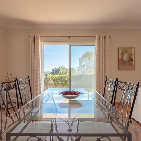 וילה Castelo - Cosy Modern - 500m From Castelo אלבופיירה
