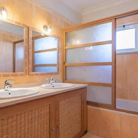Castelo - Cosy Modern - 500m From Castelo * אלבופיירה