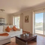 Castelo - Cosy Modern - 500m From Castelo 别墅 阿尔布费拉